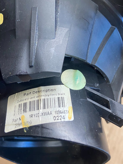 2012 to 2013 FIAT 500 2 DOOR Left Side Dashboard Air Vent AE38164