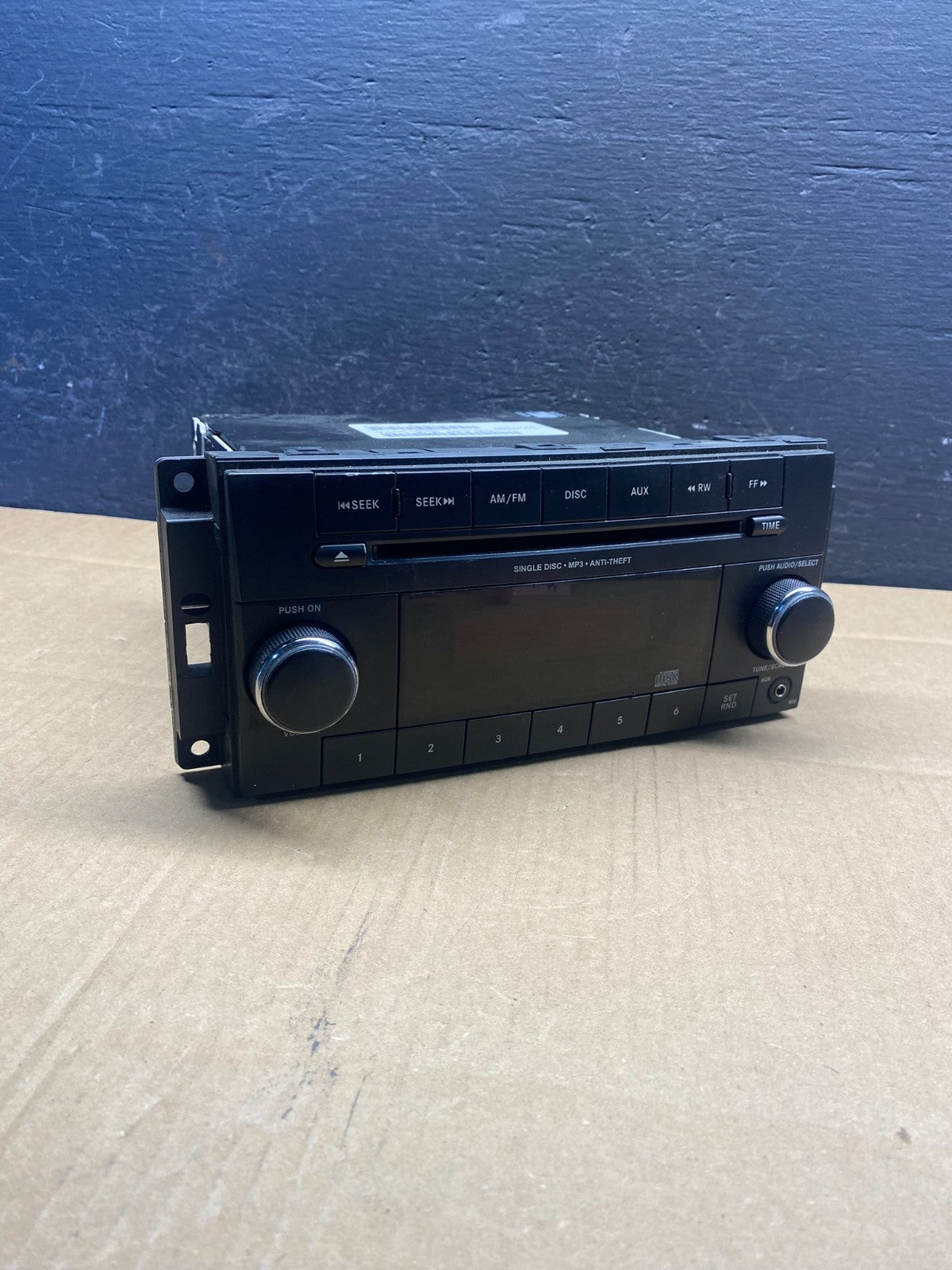 2007-2012 Chrysler Dodge Jeep Ram Radio CD MP3 AUX Receiver ad1539 DG0