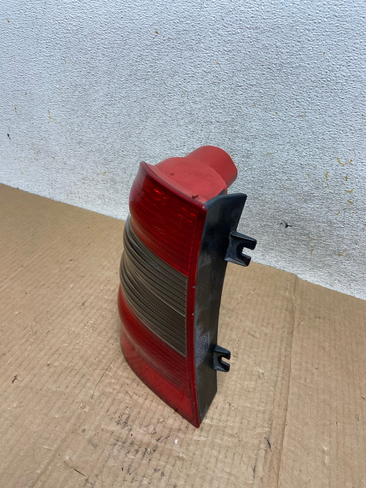 2002-2005 Mercedes ML350 ML-Class Left Driver Lh Side Tail Light AI5874 LK1