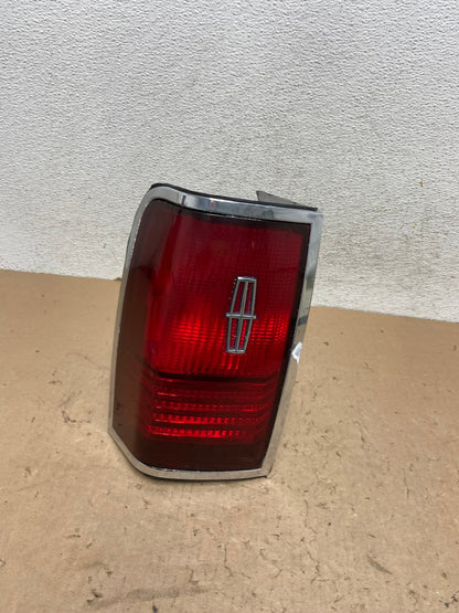 1990 to 1994 Lincoln Town Car Left Driver Side Tail Light AG4467 LK0