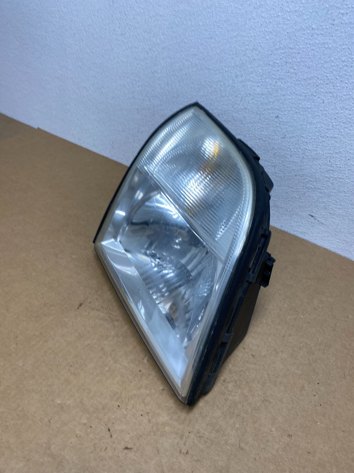 2006-2010 Mercury Mountaineer Right Passenger Rh Side Halogen Headlight AC17731