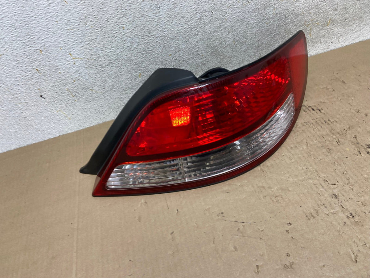 1999 2000 2001 Toyota Solara Right Passenger Rh Tail Light AI2385 LK2