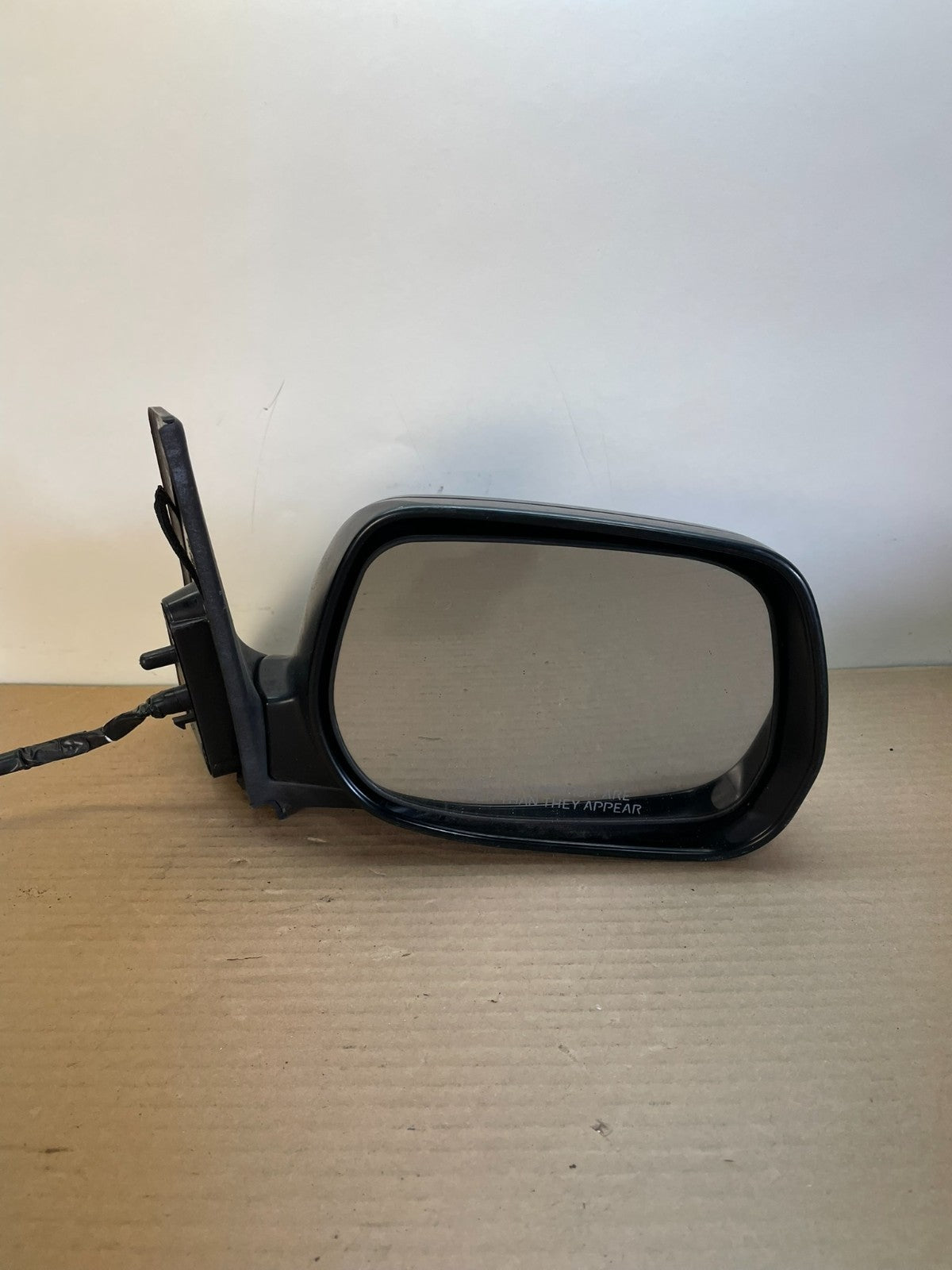 2004 to 2005 Toyota RAV4 Right Passenger RH Side View Door Mirror AH8670 DG8