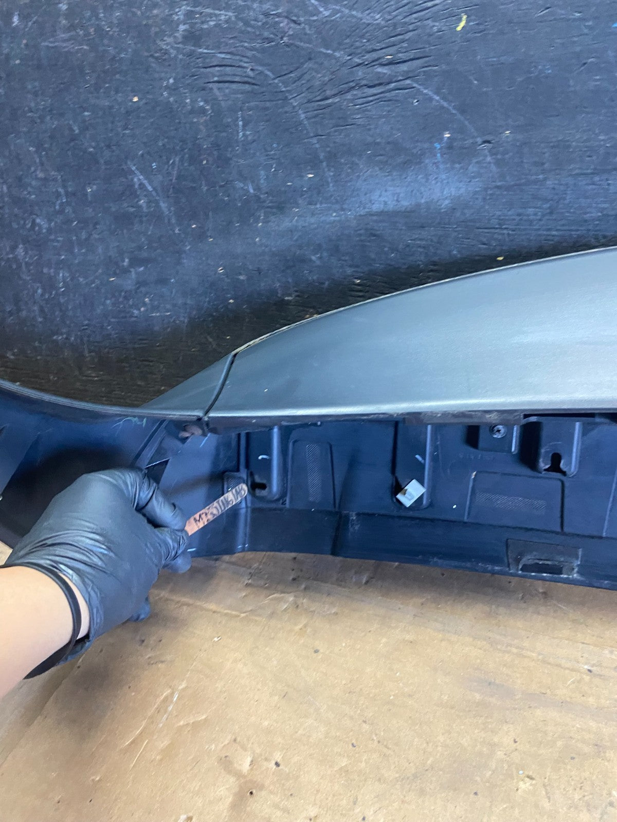 2013 to 2020 Nissan Pathfinder Rear Spoiler Wing Oem  R0249 DG11