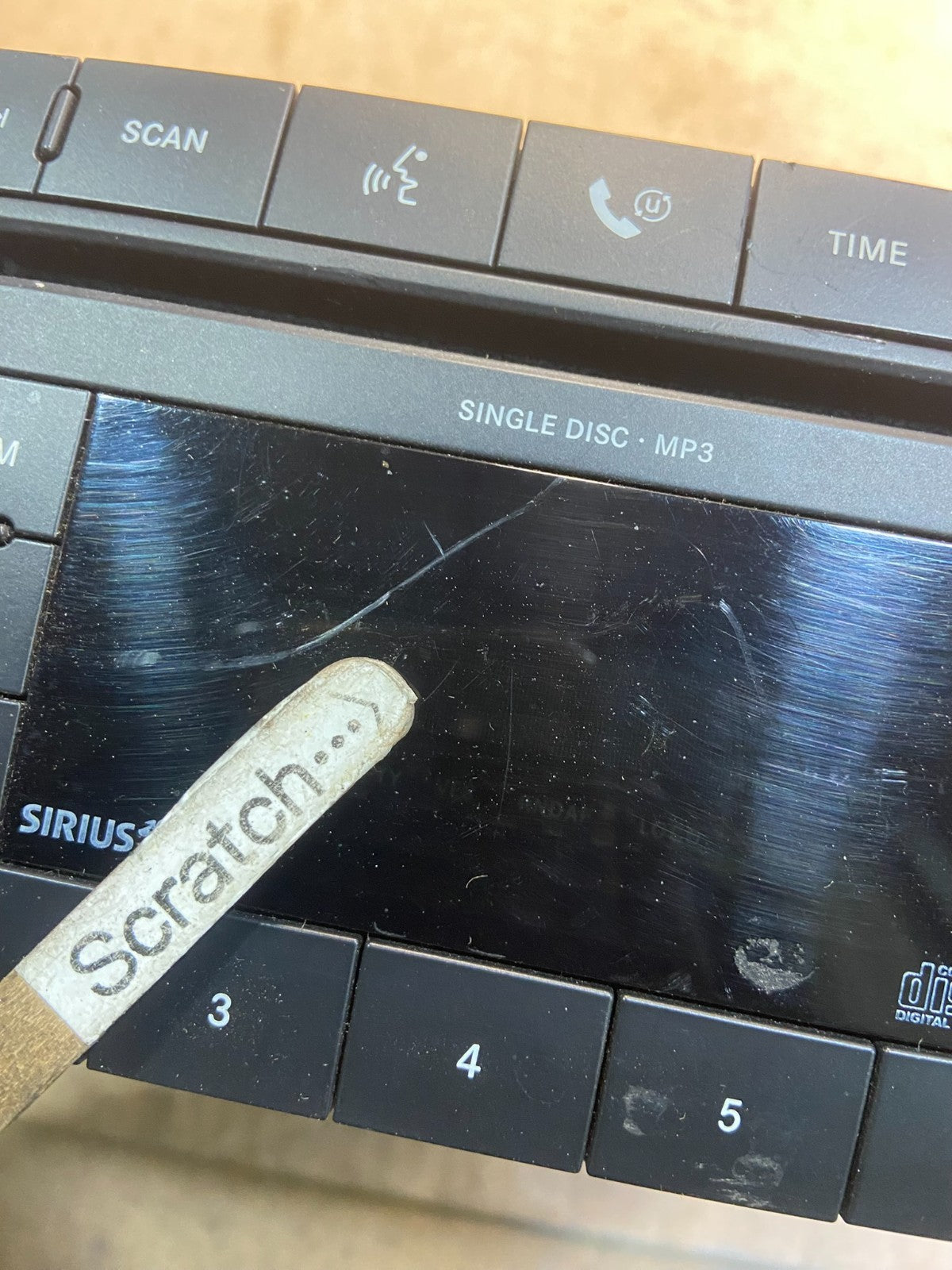 2007-2012 Chrysler Dodge Jeep Ram Radio CD MP3 AUX Receiver z8694 DG1