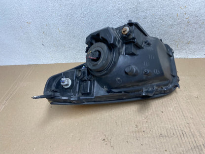 2004 2005 Toyota Rav4 Right Passenger RH Side Headlight Halogen AJ2050 DW5