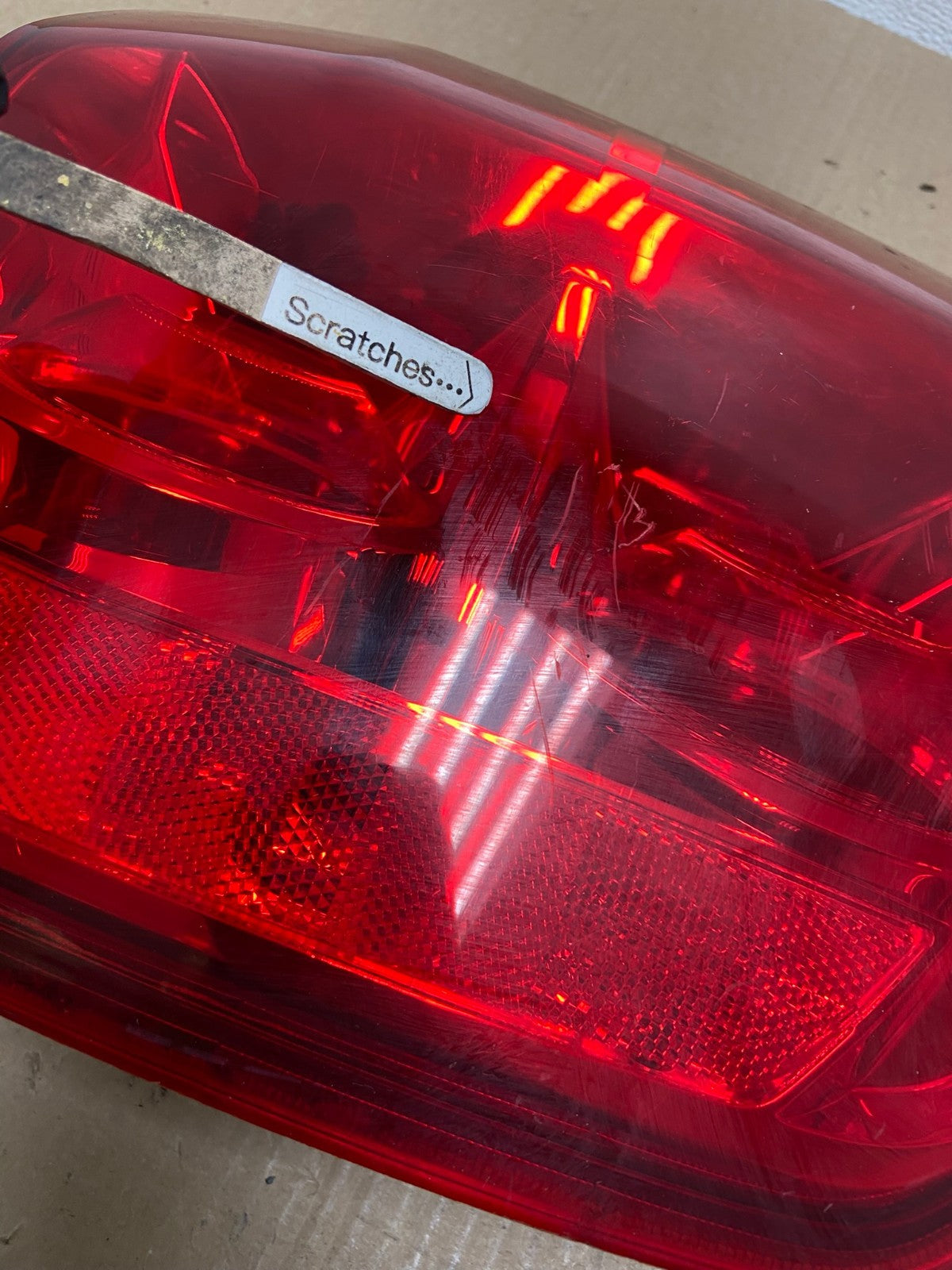 2003 2004 2005 Honda Pilot Left Driver LH Side Tail Light AE7105 LK3