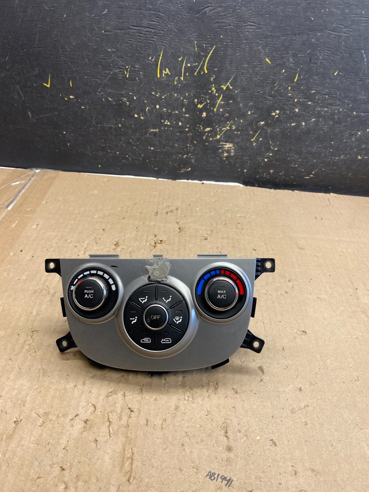 2010 2011 2012 Hyundai Santa Fe Automatic Climate AC Heater Control OE AC9221 DG0