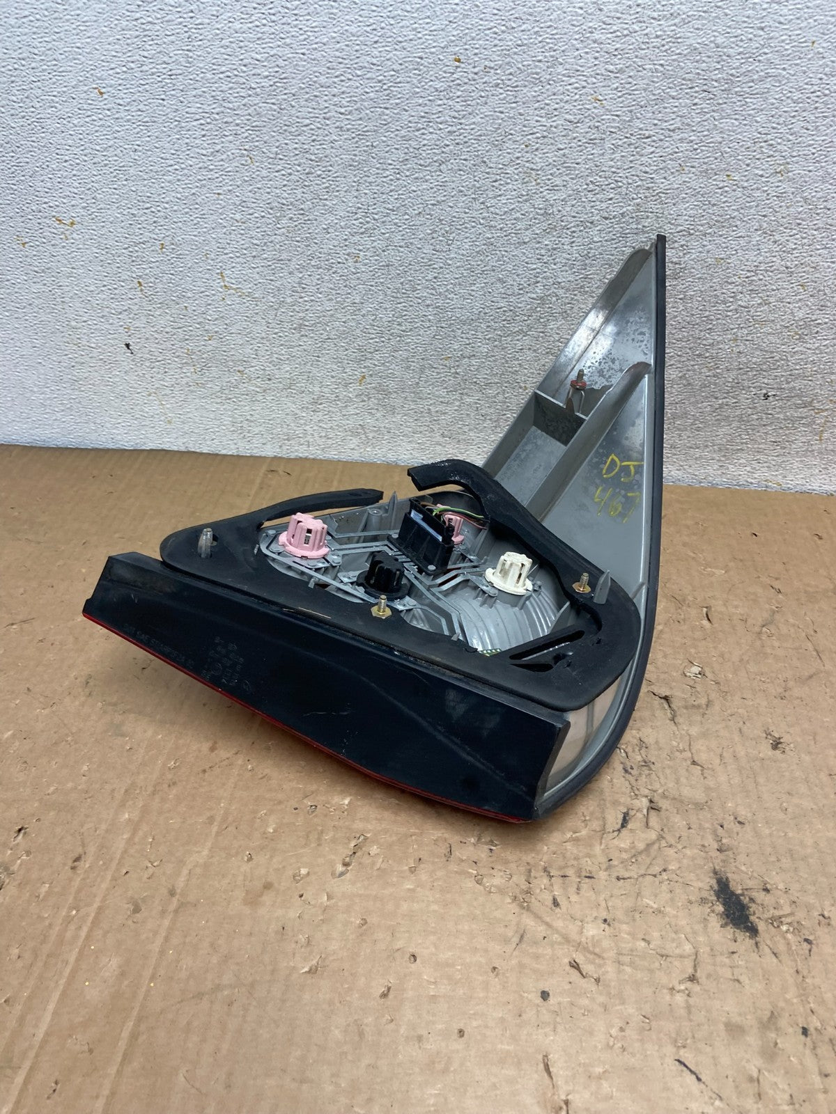 2003 to 2006 Mercedes-Benz S-Class Tail Light Right Passenger Side AI9210 LK3