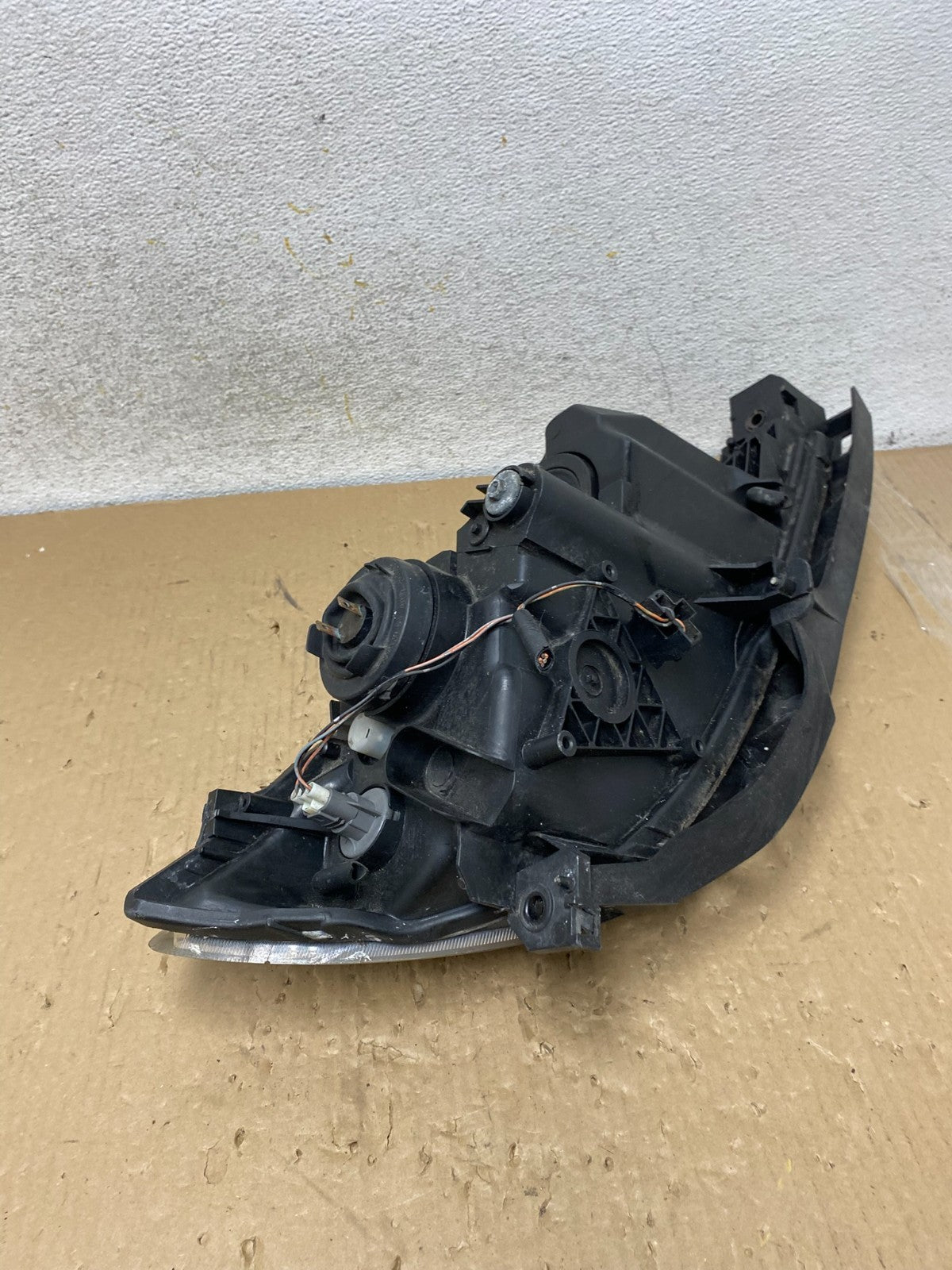 2004 to 2009 Mazda 3 Hatchback Left Driver LH Side Headlight AH2828 DW9