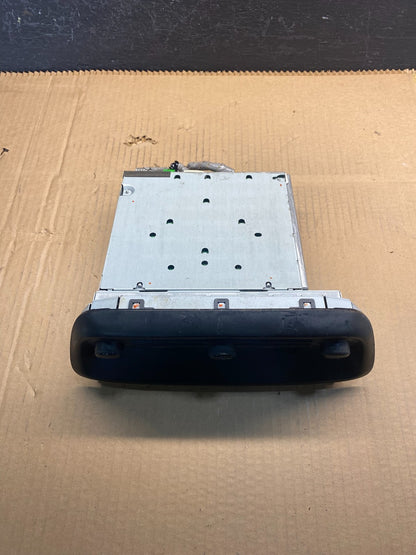 2005 to 2010 Honda Odyssey Am Fm Cd Player Radio Receiver ac7863 DG4