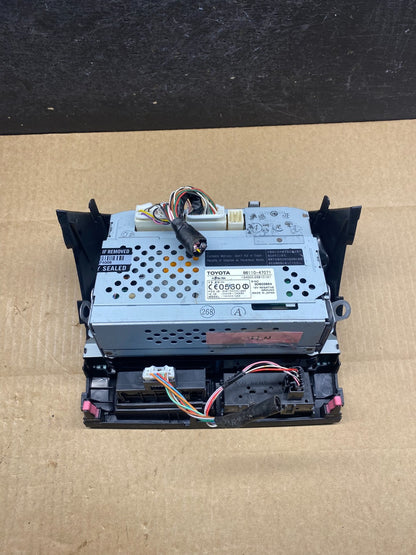2004 to 2005 Toyota Prius Radio Stereo Receiver Screen Display AG9515 DG5
