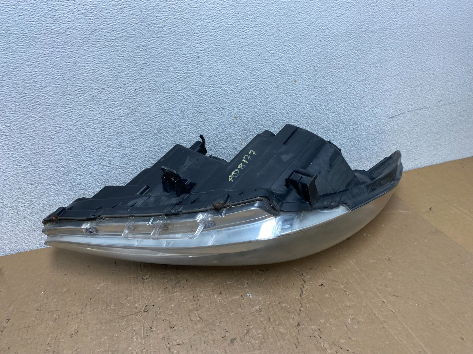 2011 - 2014 Hyundai Sonata Right Passenger Rh Side Headlight Halogen AD8177 DW7