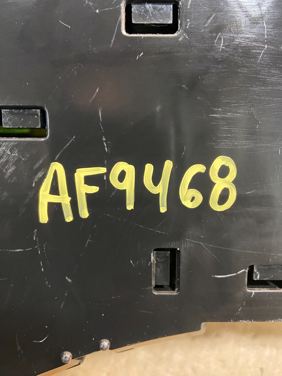 2003 to 2005 Chevrolet Tahoe Speedometer Instrument Cluster AF94686
