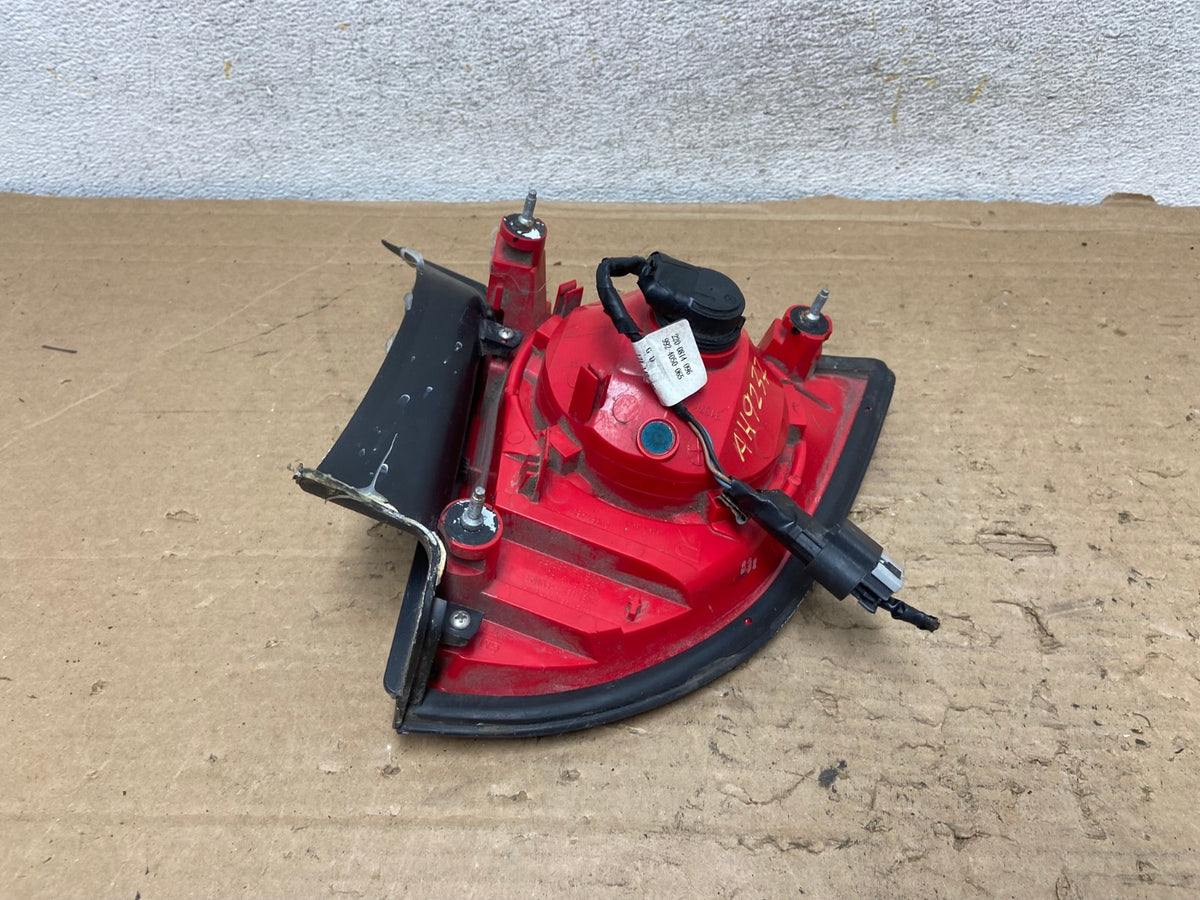 2008 - 2012 Chevrolet Malibu Right Passenger RH Side Tail Light AH9237 LK3