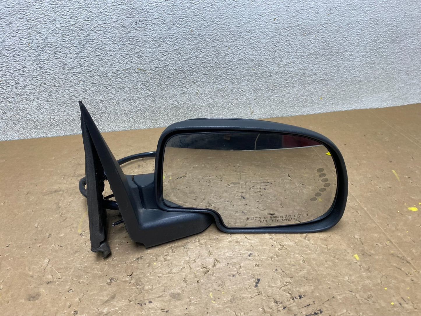 2003 to 2006 Gmc Yukon Right Passenger Turn Signal View Door Mirror V2610 IT6