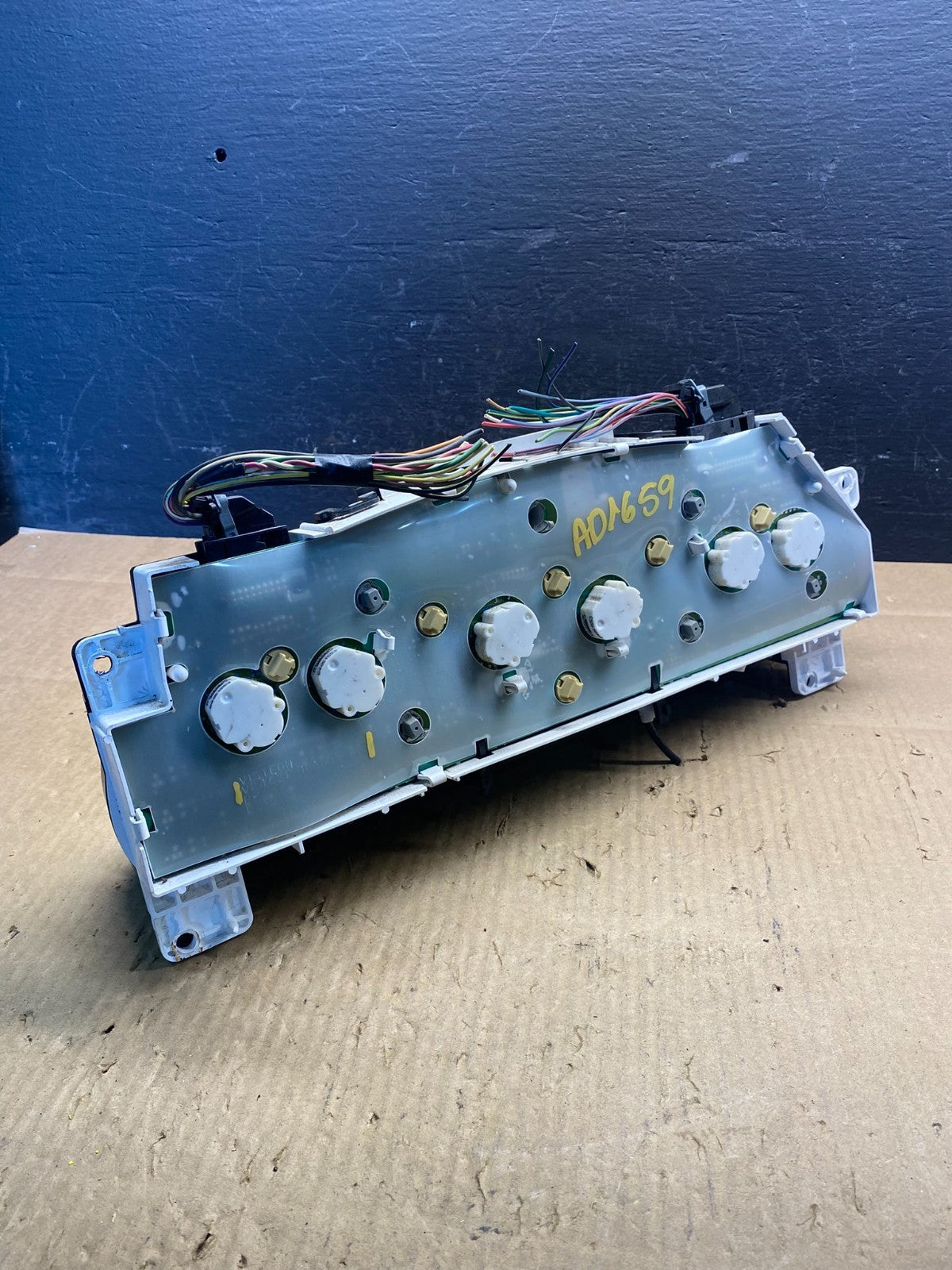 2006 Ford E350 Gauge Speedometer Cluster AD1659 DG3