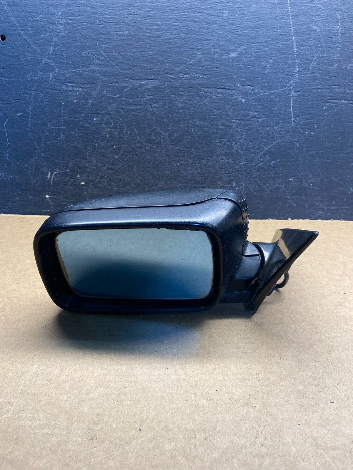 1992 - 1999 BMW E36 3-Series 318i Left Driver LH Door View Mirror AD9866 DW8