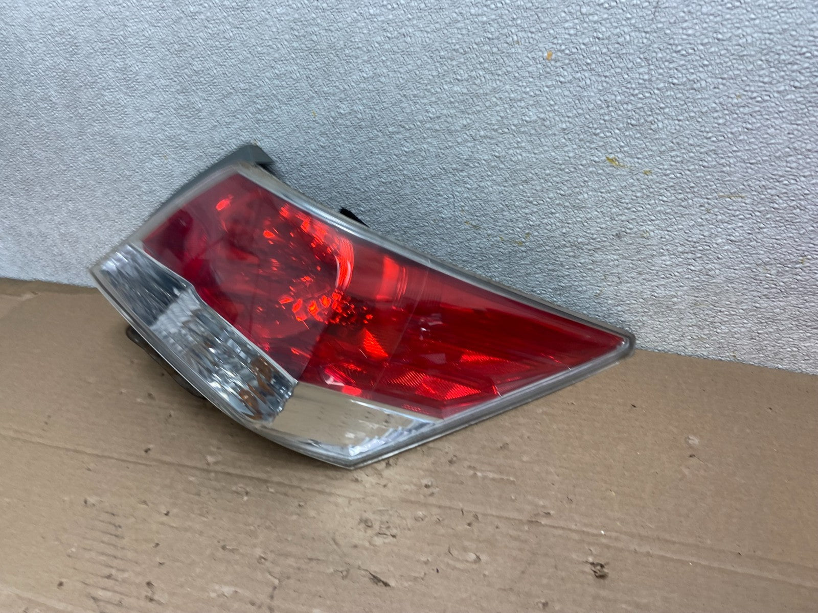 2008 to 2012 Honda Accord Sedan Tail light Right Passenger RH Side AB1379 LK1