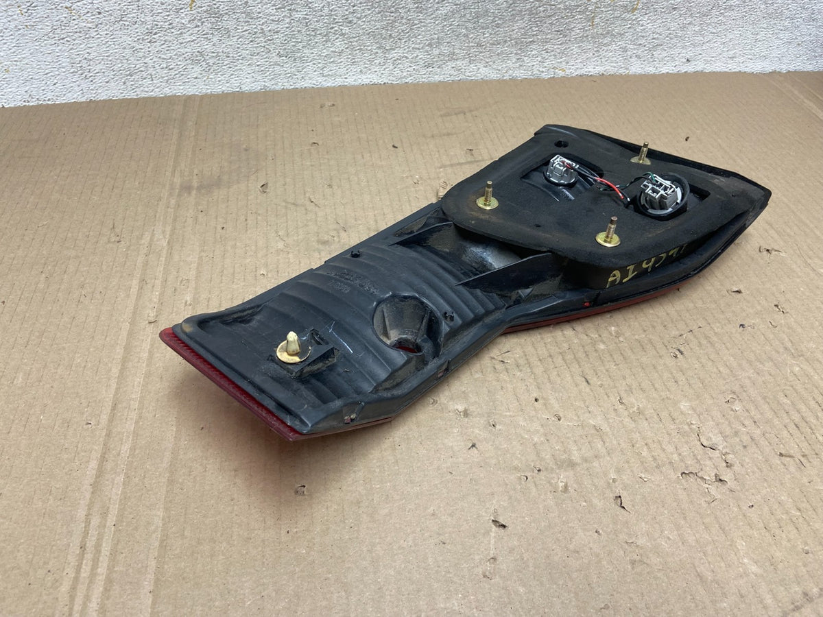1998 to 2000 Honda Accord Right Passenger Side Inner Tail Light AI9547 LK6