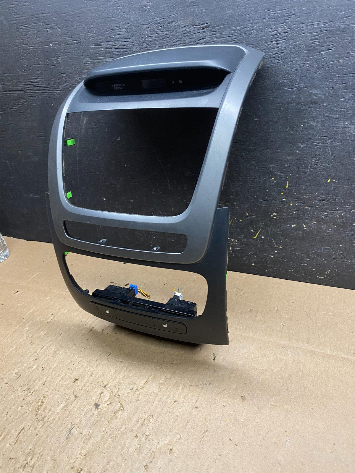 2014 2015 Kia Sorento Front Dash Radio Bezel Trim Air Vent T5839 DG1