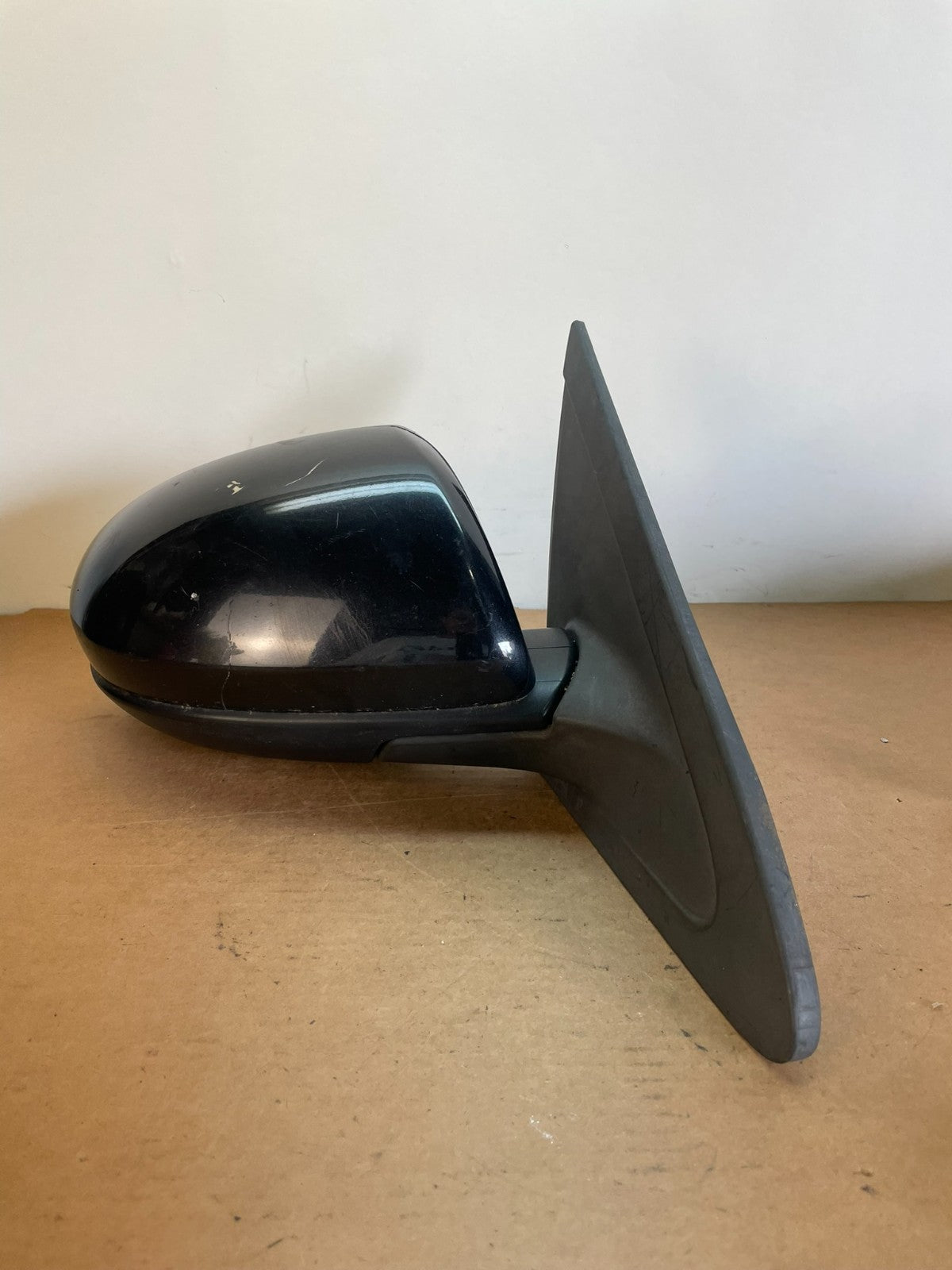 2010 to 2013 Mazda 3 Right Passenger Side View Mirror Power AG0682 DW0