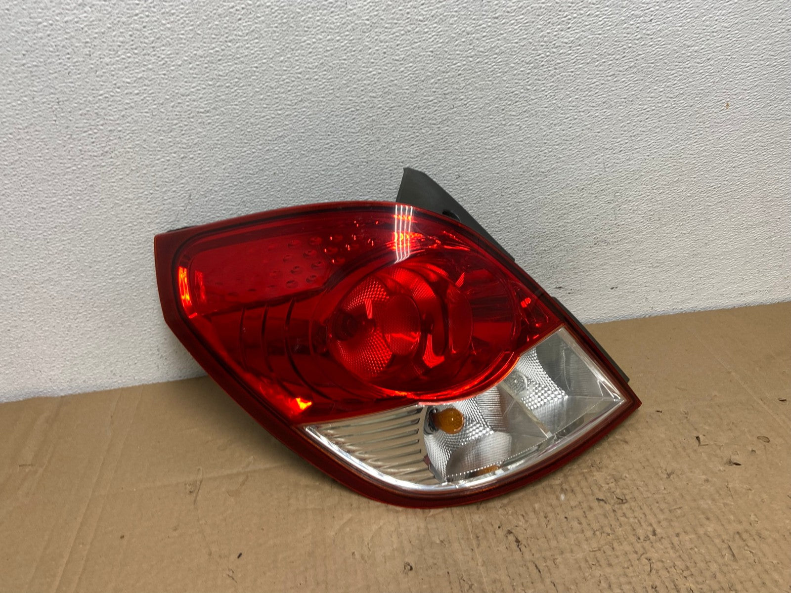 2008 2009 2010 Saturn Vue Left Driver Lh Tail Light Side Oem AC3892 LK0