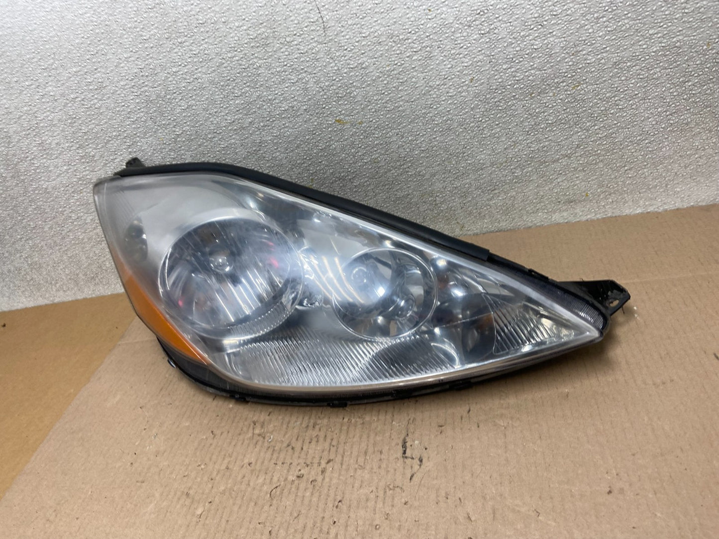2006 to 2010 Toyota Sienna Right Passenger Rh Side Headlight Halogen Z3758 DW1