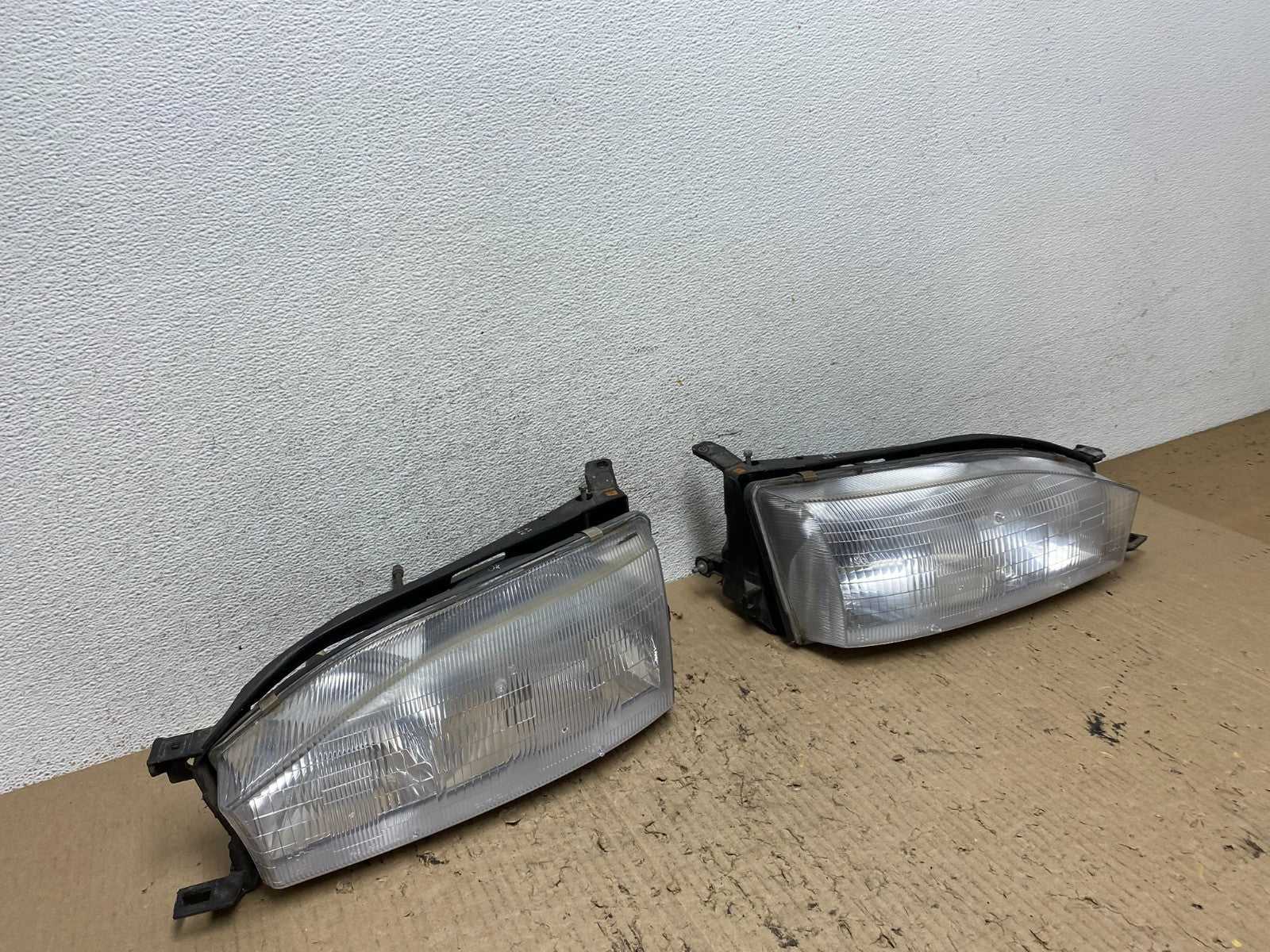 1992 1993 1994 Toyota Camry Left+Right Halogen Headlights AF7185 DW2