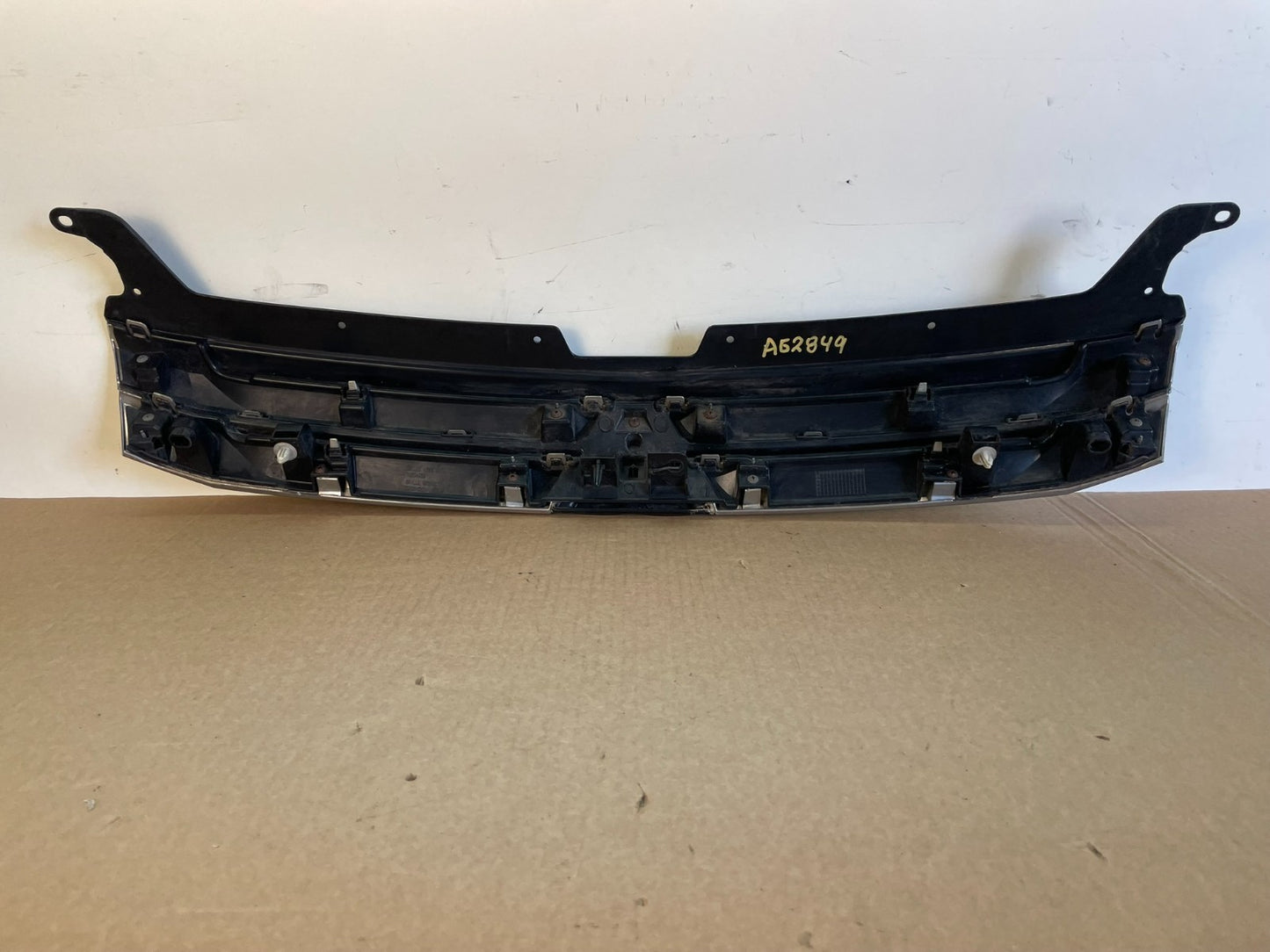 2014 2015 Mitsubishi Outlander Front Upper Grill Grille AG2849 DG3
