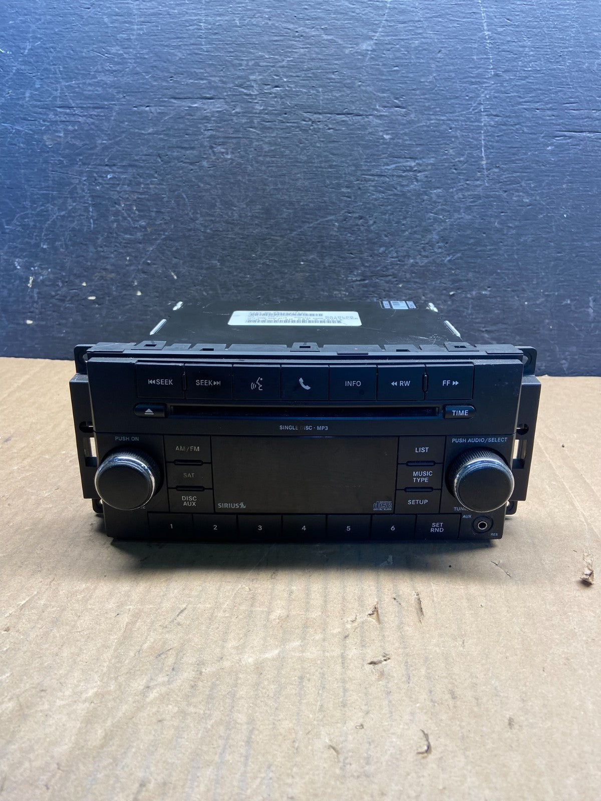 2007-2012 Chrysler Dodge Jeep Ram Radio CD MP3 AUX Receiver AG1517 DW0