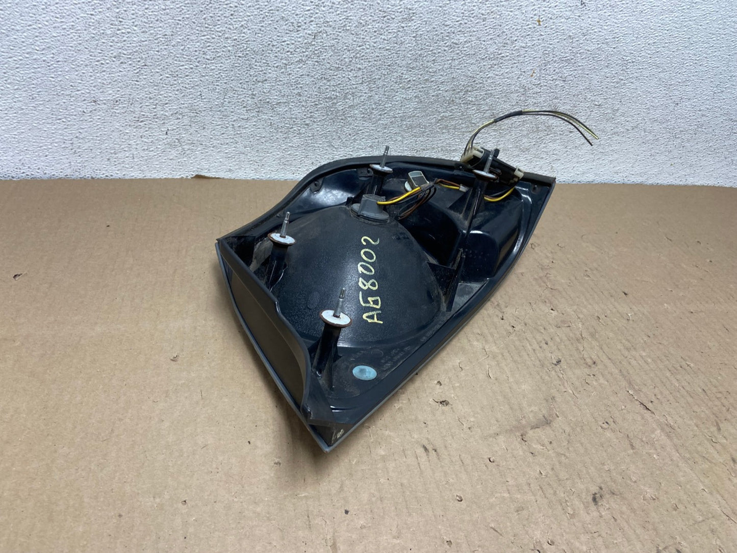 2000 - 2005 Chevrolet Impala Left Driver Lh Side Tail Light AG8002 LK5