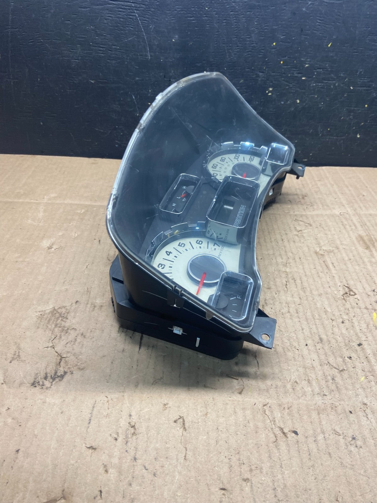2007 2008 Ford  Expedition Speedometer Cluster Gauge Oem P3398 DG1