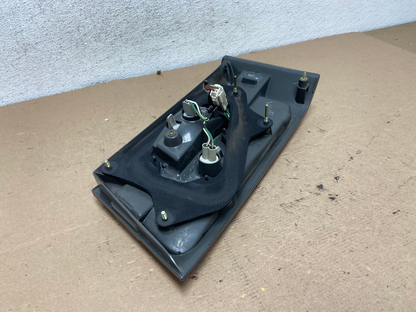2000 2001 Lexus ES300 Inner Left Driver LH Side Tail Light AF4778 LK5
