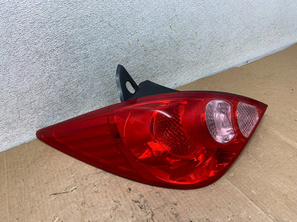 2007 - 2012 Nissan Versa Hatchback Left Driver Side Lh Tail Light AI9093 LK2