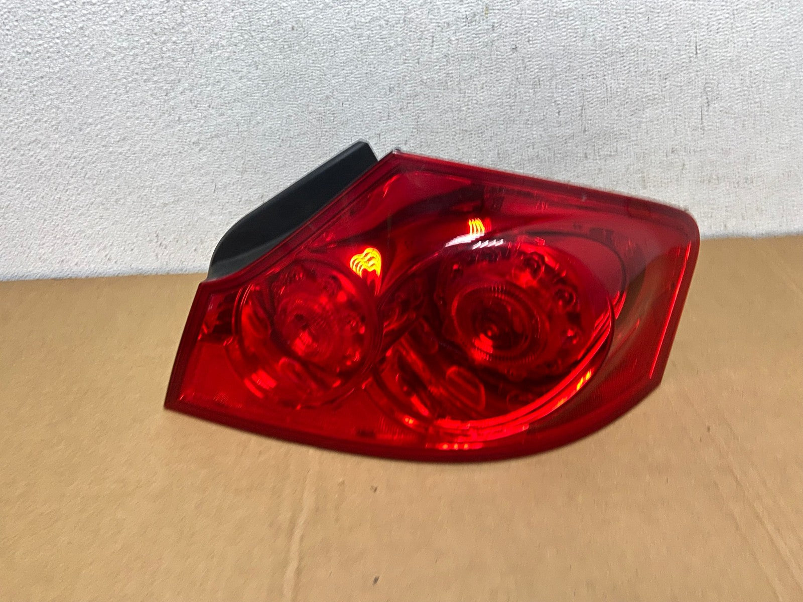 2007 to 2013 Infiniti G35 G37 Sedan Right Passenger Rh Tail Light AC7435 LK0