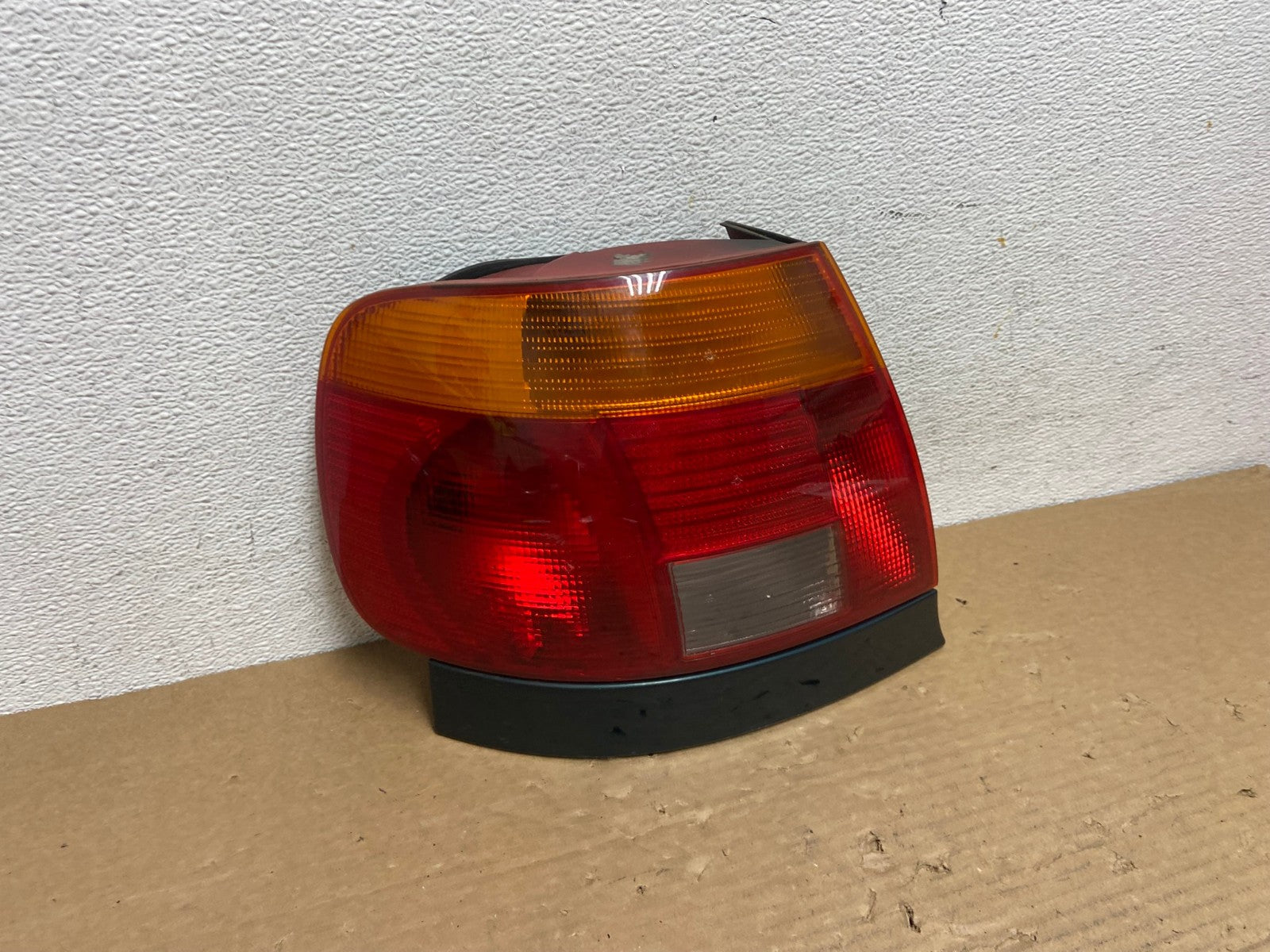1996-1997 Audi A4 Left Driver LH Side Tail Light AD3967 LK2