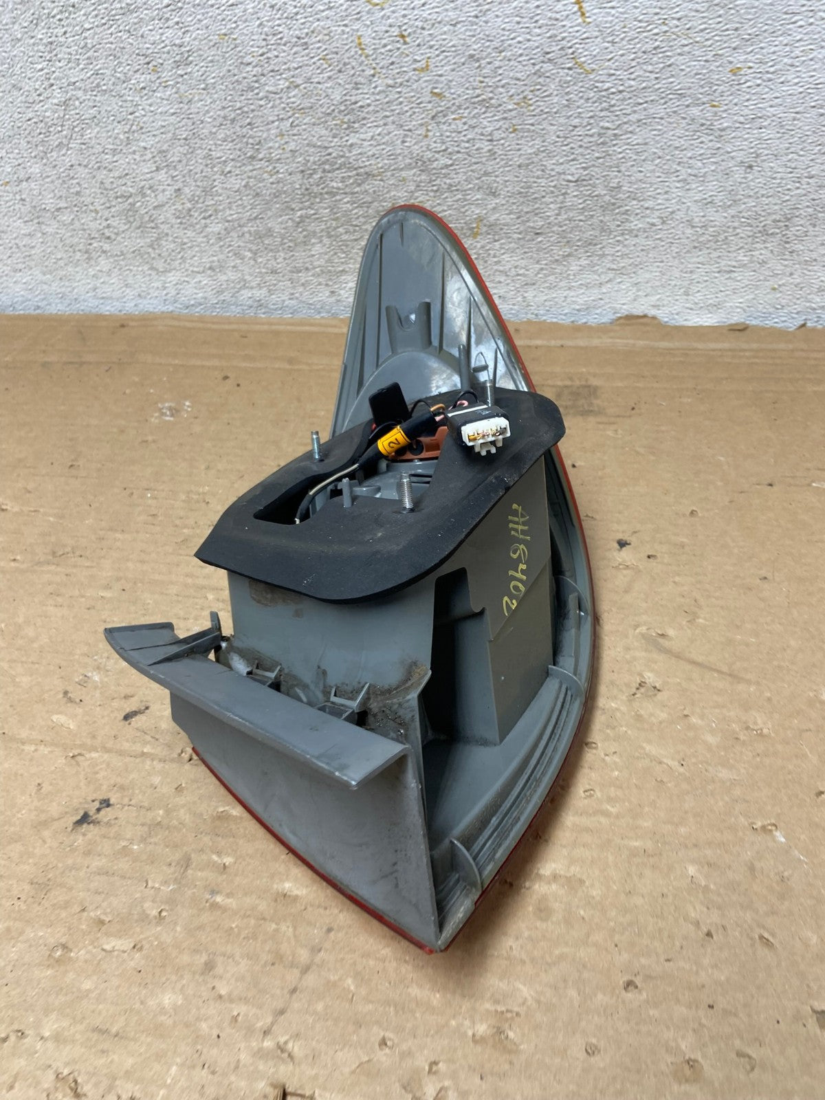 2007 to 2010 Hyundai Elantra Sedan Left Driver Side Tail Light AH8402 LK6