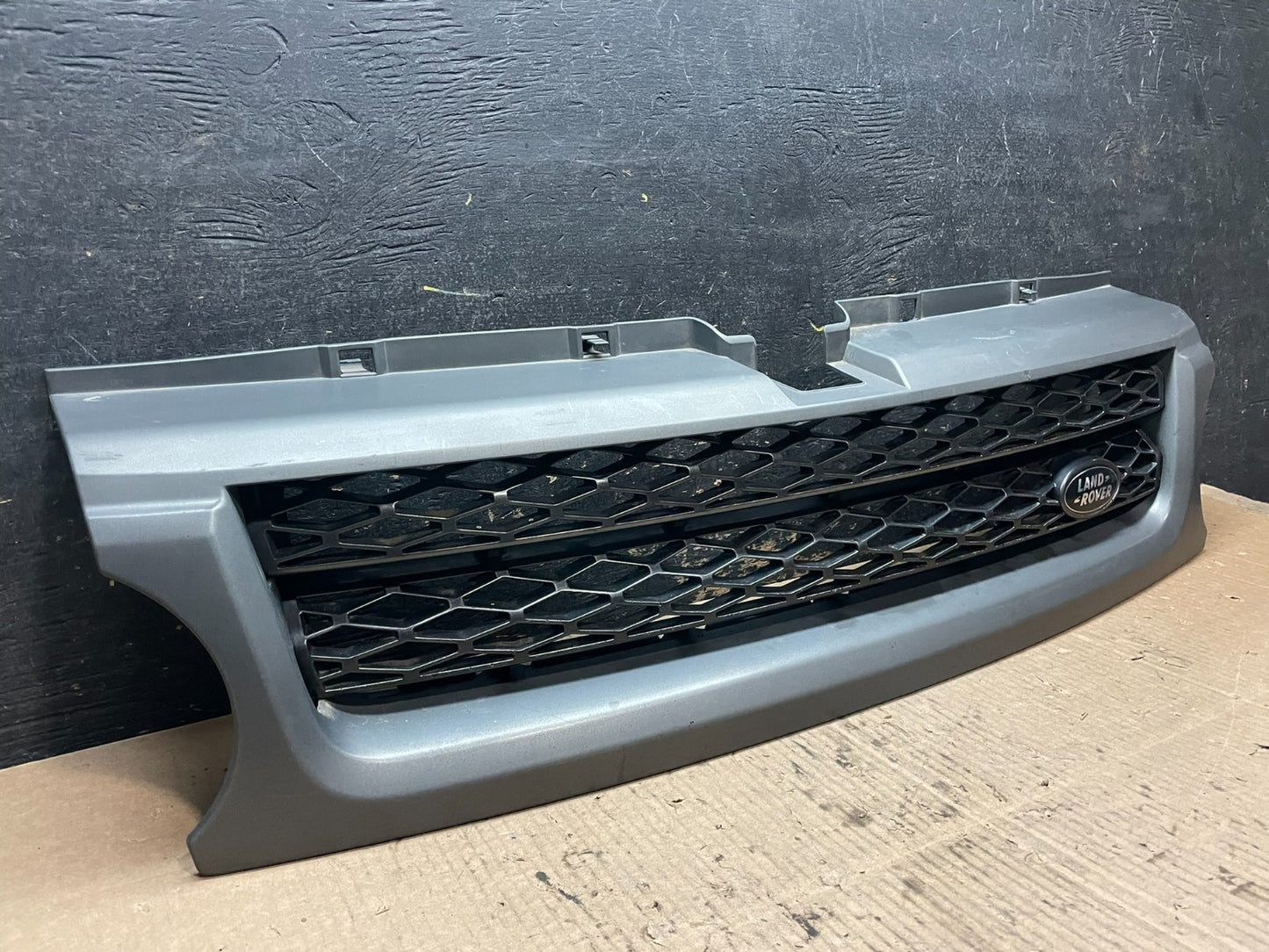 2010 to 2013 Land Rover Range Rover Sport Front Mesh Grille Upper Grill Y1215 DG1