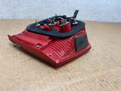 2013-2016 Chevrolet Malibu Right Passenger Rh Inner Tail Light L8129 DW5