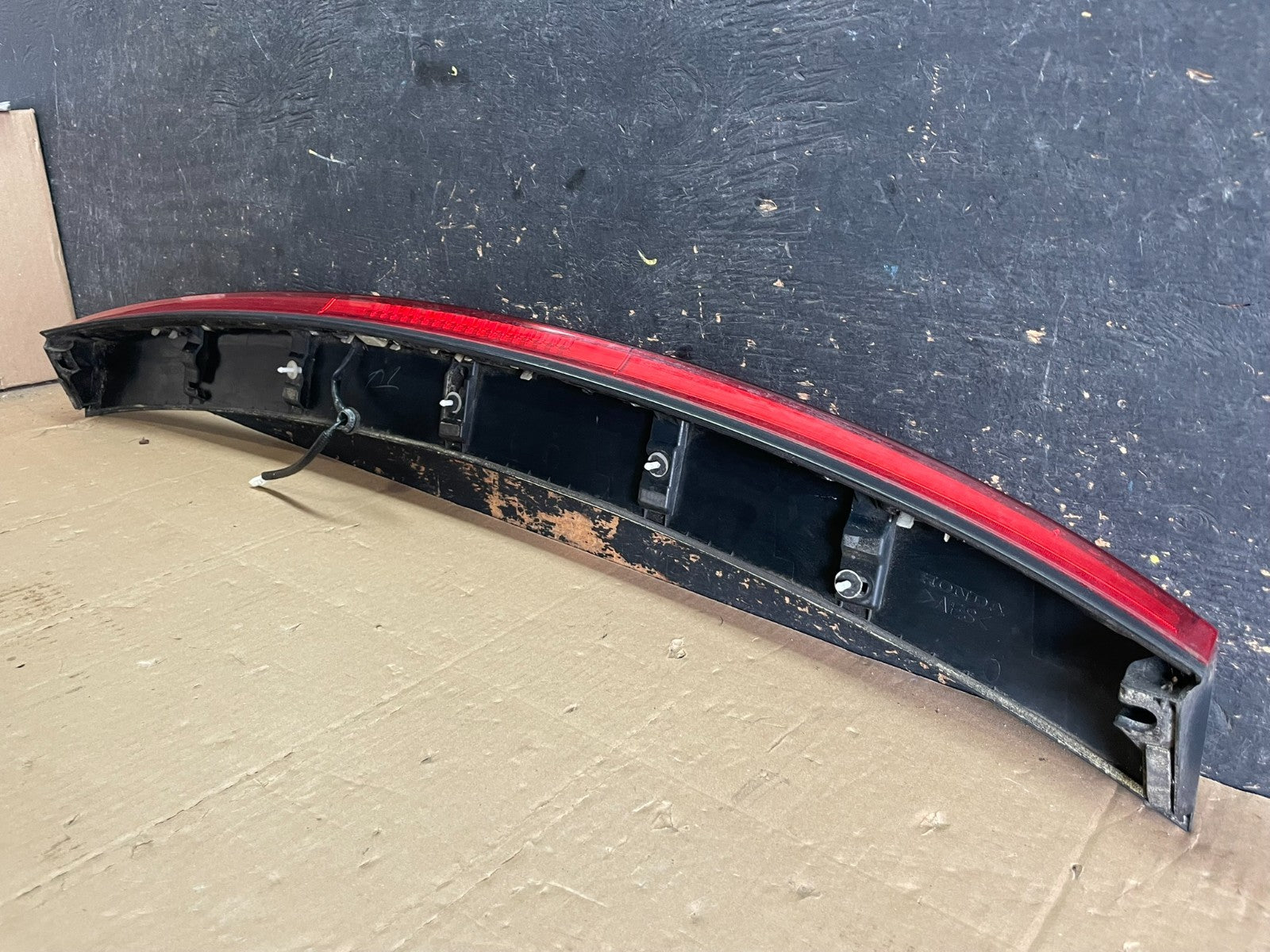 2012-2014 Honda Insight Rear Tailgate Spoiler 3rd Third Brake Light OE AA8871 DG6