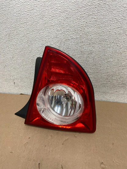 2008 - 2012 Chevrolet Malibu Right Passenger RH Side Tail Light AG5750 DW0