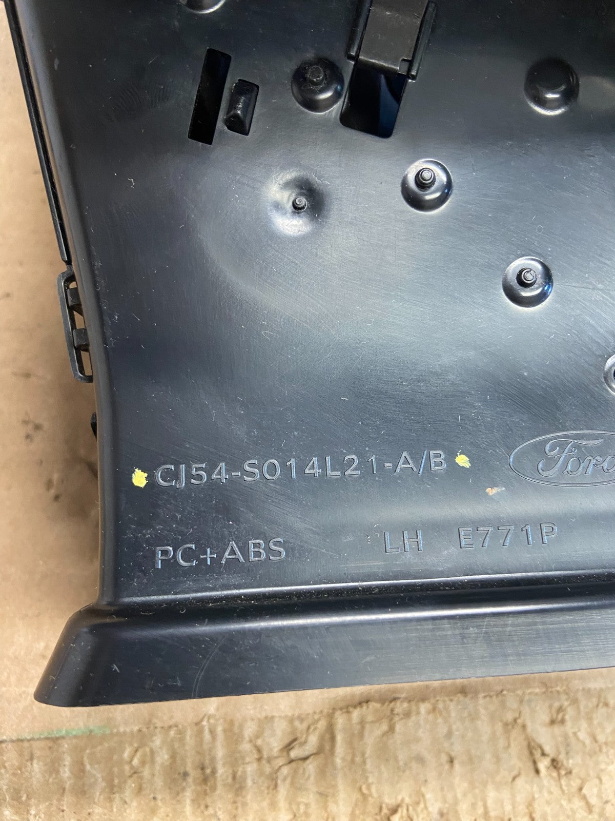 2013 2014 2015 2016 Ford Escape Dash Radio Control Panel Bezel af2497 DG5