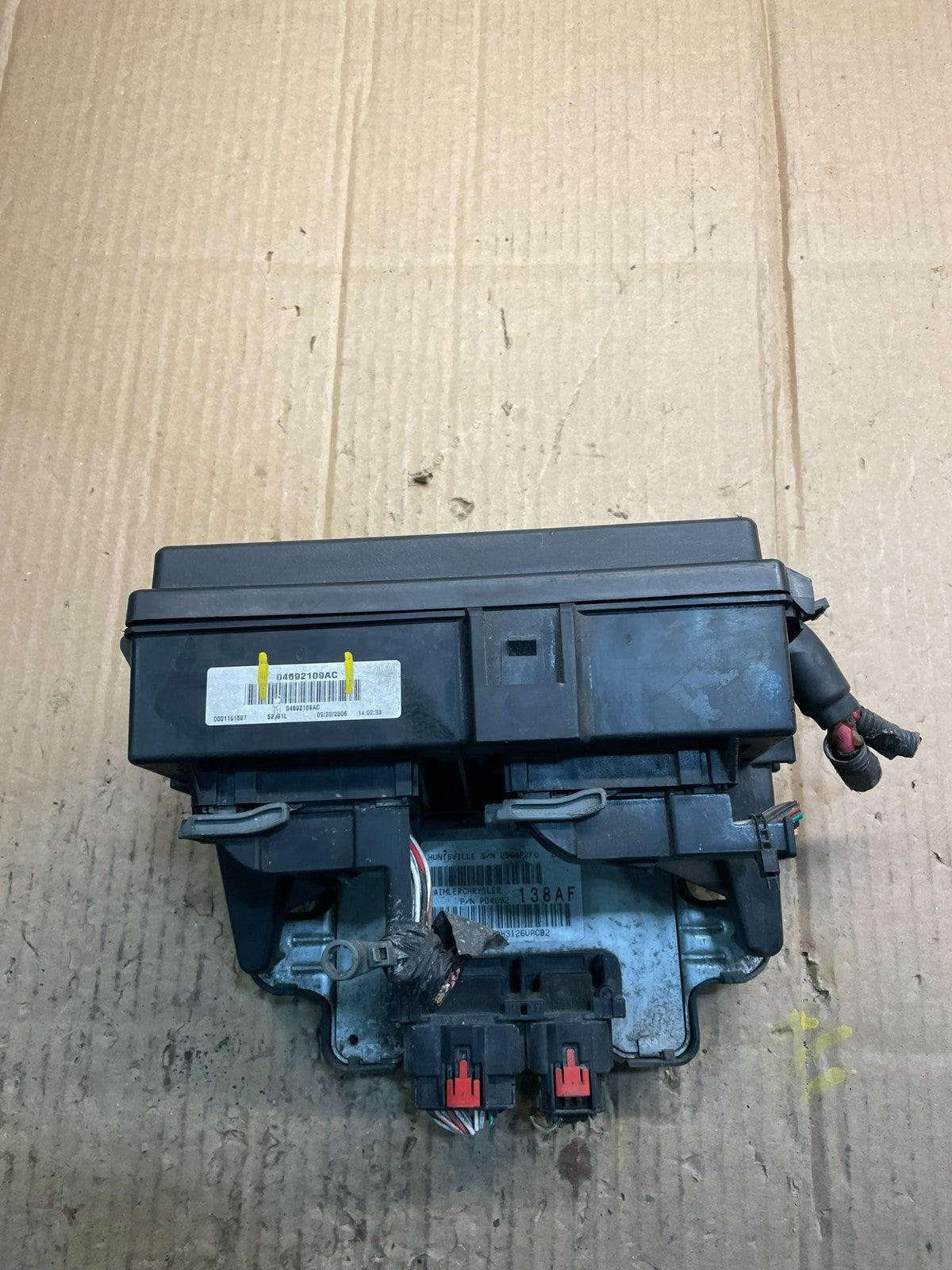 2007 Jeep Grand Cherokee Fuse Box Relay Panel X4072 DG2