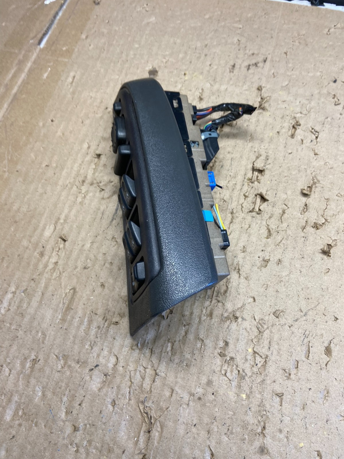 2003-2006 Chevrolet Silverado Driver Side Master Window Switch AB5714 DG1