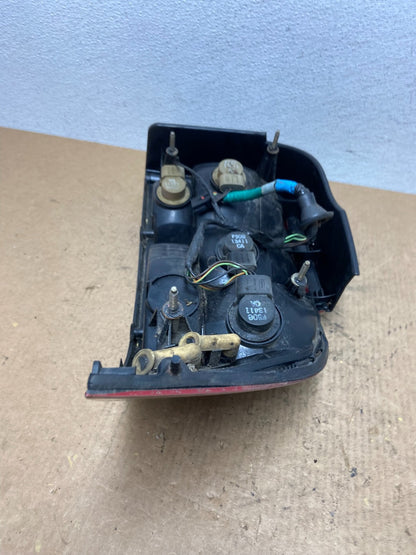 1996 1997 1998 Ford Mustang Left Driver LH Side Tail Light Oem AC3665 DW5