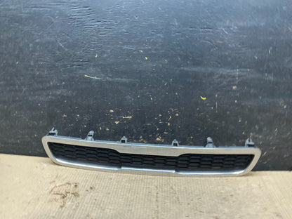 2010 to 2011 Kia Soul Upper Front Upper Engine Radiator Grill Grille V4407 DG0