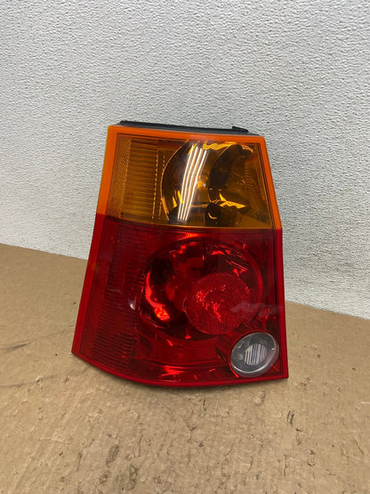 2004 2005 2006 Chrysler Pacifica Left Driver LH Tail Light AG1394 LK0