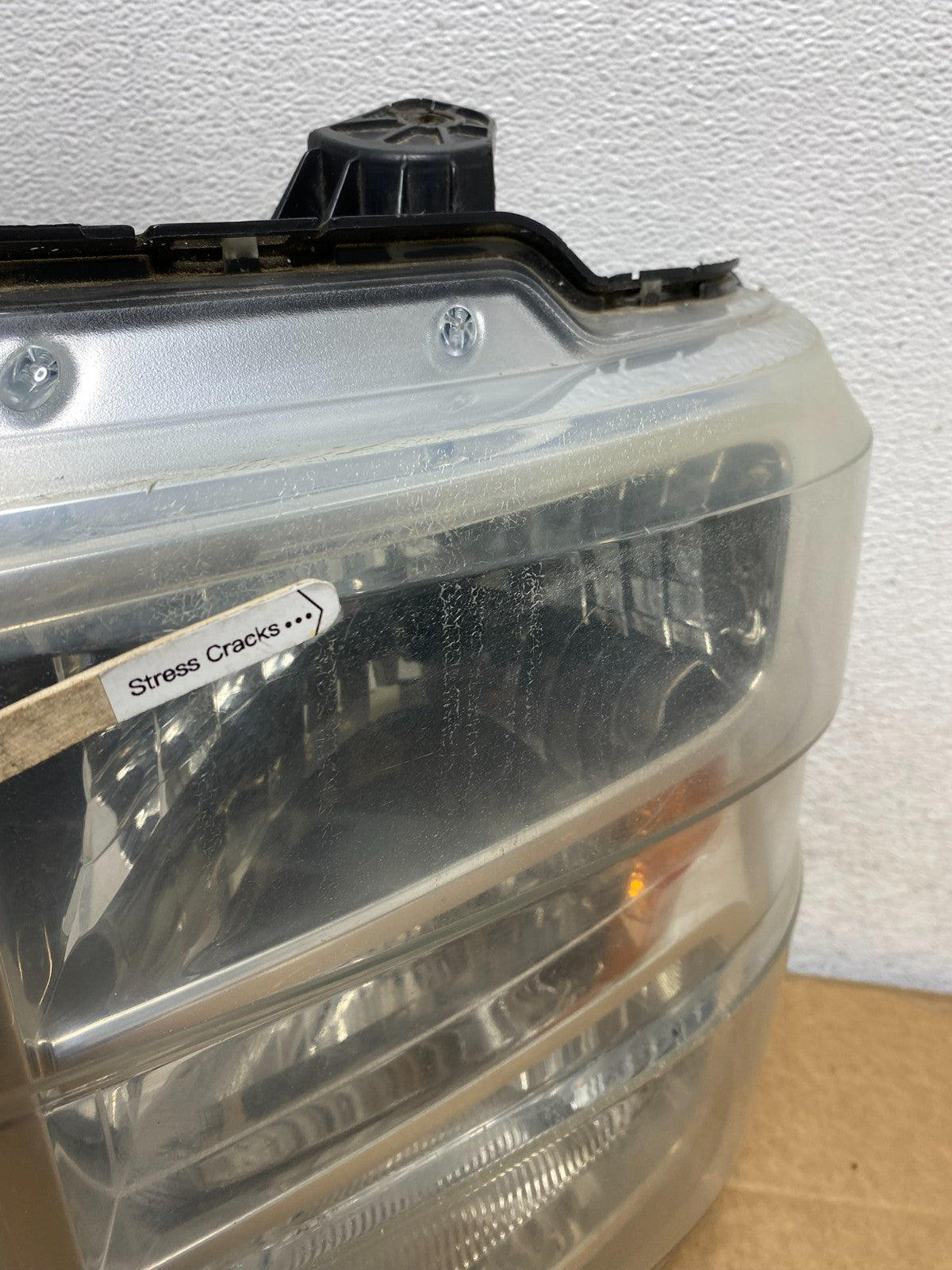 2008-2014 Ford Econoline E150 E250 E350 Left Driver LH Headlight AD6028 DW4