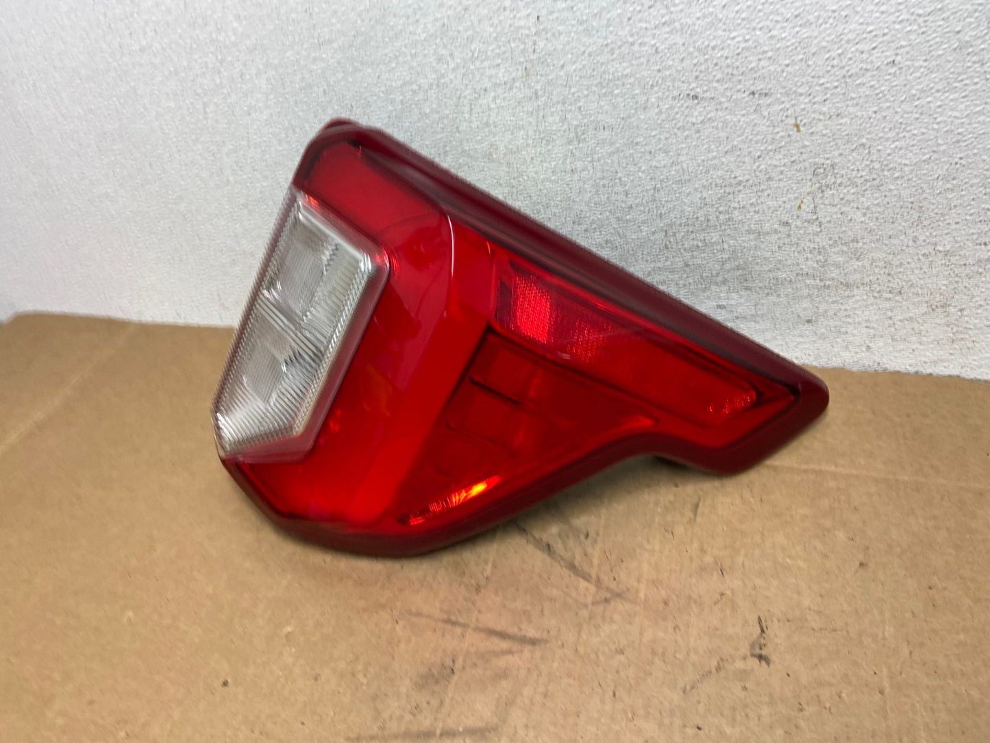 2020 2021 2022 2023 Ford Explorer Right Passenger Side Tail light AD6248 LK1